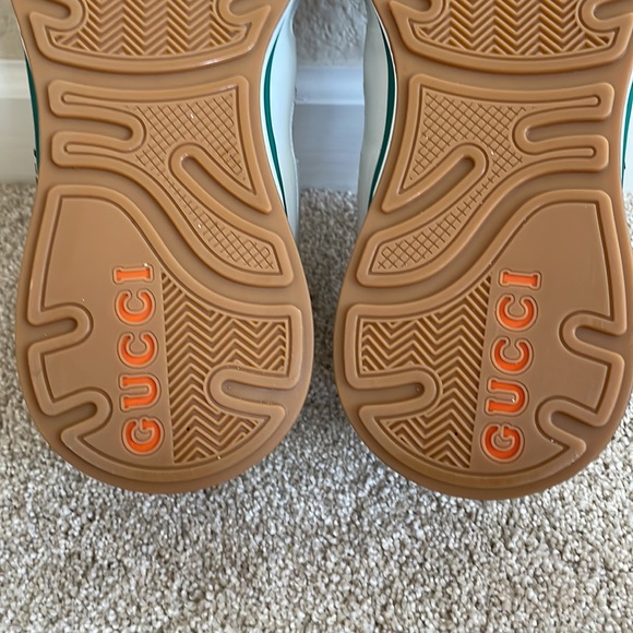 Gucci Ultrapace Sneaker - Picture 6 of 8